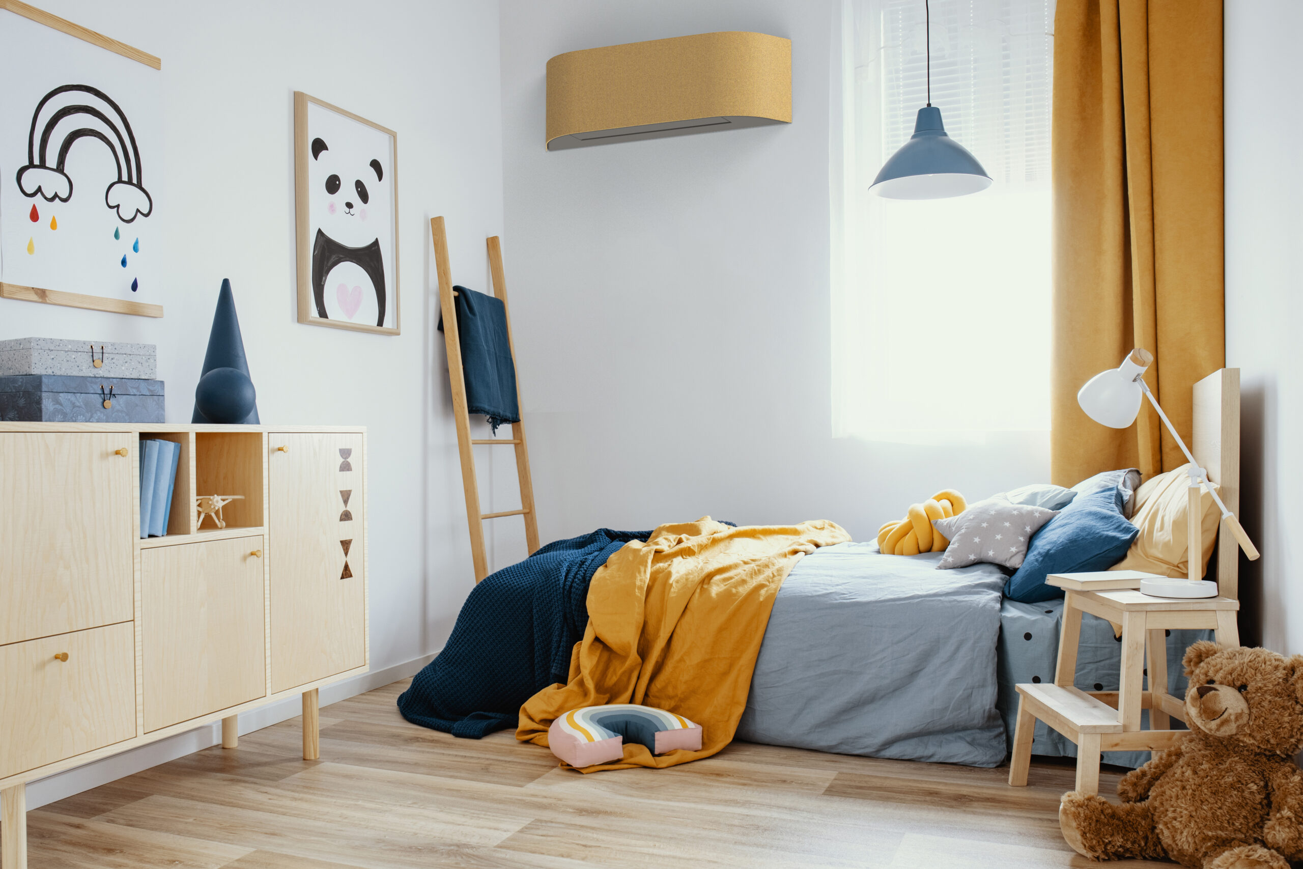Haori en chambre, textile jaune